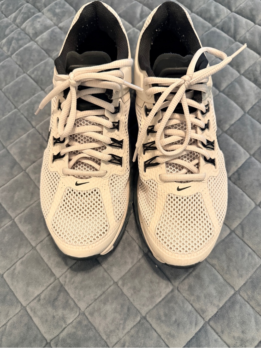 Nike Air Max white & cream sneakers in US 9 #airmax #running